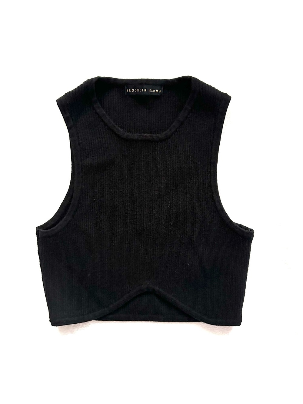 Brooklyn Karma Curved Hem Knit Ribbed Sleeveless Crop Tank Top Black Size Small